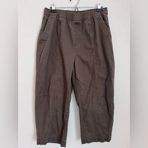 Old Navy High-Waisted Barrel Ankle Pants Size LP